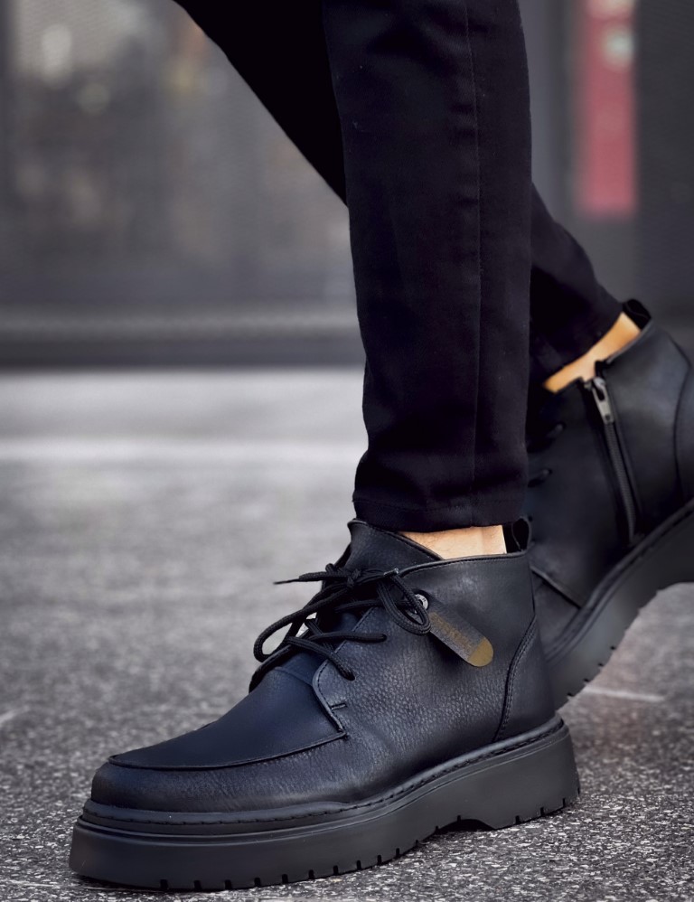 Ανδρικά μαύρα ημιμποτάκια με τρακτερωτή σόλα CH213M φωτογραφία